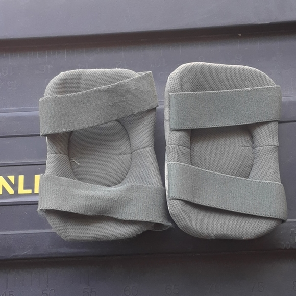 McGuire-Nicholas Professional Elbowpads - Picture 2 of 3